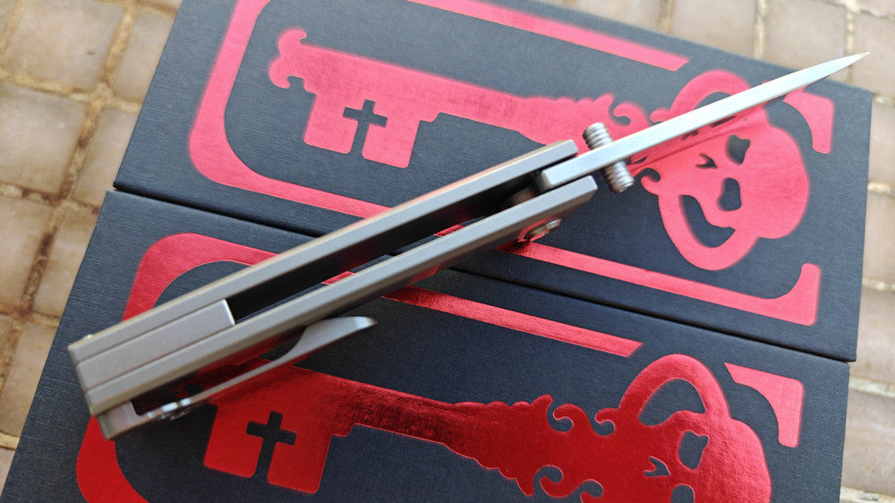 Cuchillo Plegable RCK9 Chaves  - Hunting Outdoor Logos reseña y precio
